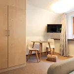 Gæstehus Haus Am Berg - Direkt Am Skihang 3*