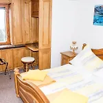 Gæstehus Haus Am Berg - Direkt Am Skihang