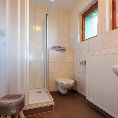 Guest house Haus Am Berg - Direkt Am Skihang 3*