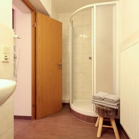 Haus Am Berg - Direkt Am Skihang 3*