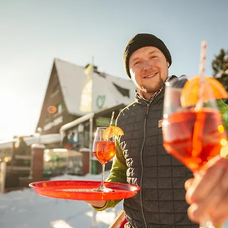 بيت ضيافة Haus Am Berg - Direkt Am Skihang 3*
