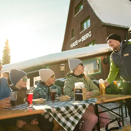 Haus Am Berg - Direkt Am Skihang