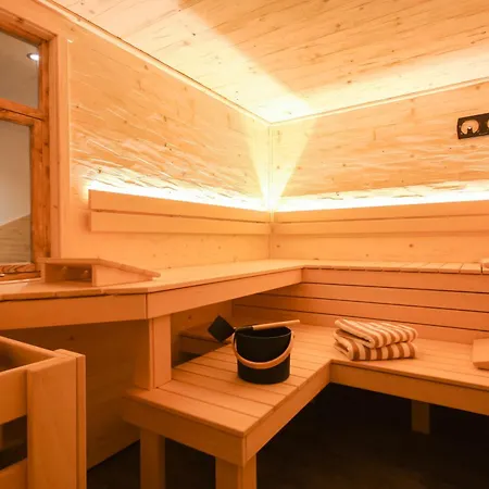 Haus Am Berg - Direkt Am Skihang Guest house