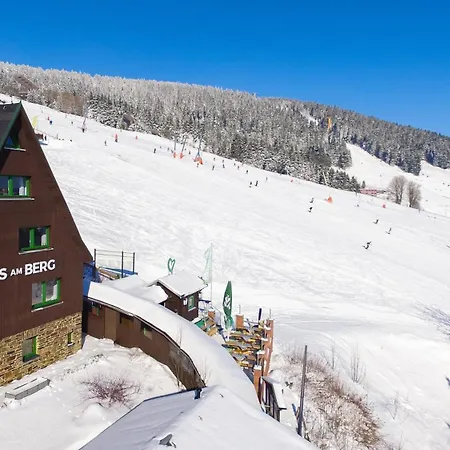 Haus Am Berg Guest house 3*