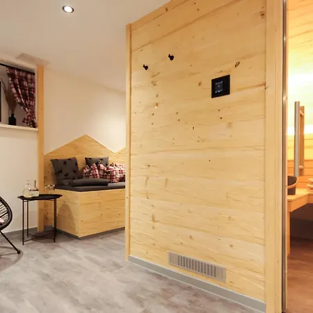Haus Am Berg - Direkt Am Skihang Gasthof 2*