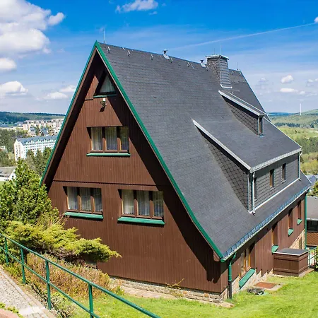 Haus Am Berg - Direkt Am Skihang