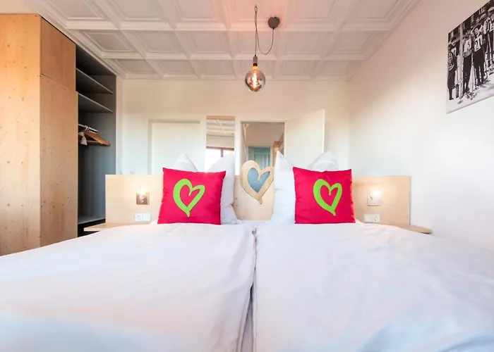 Haus Am Berg - Direkt Am Skihang بيت ضيافة 3*