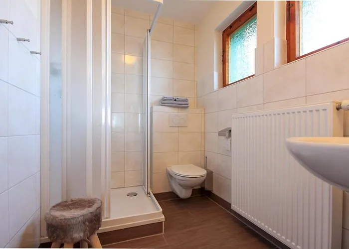 بيت ضيافة Haus Am Berg - Direkt Am Skihang 3*