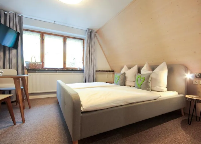 Haus Am Berg - Direkt Am Skihang Guest house