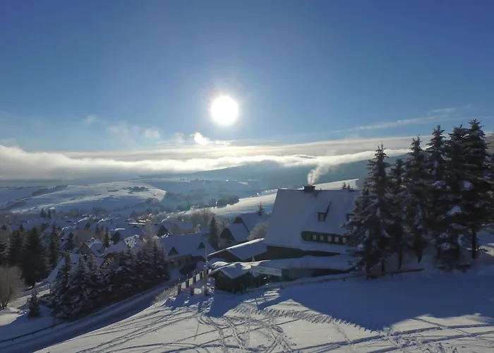 Haus Am Berg - Direkt Am Skihang 3*